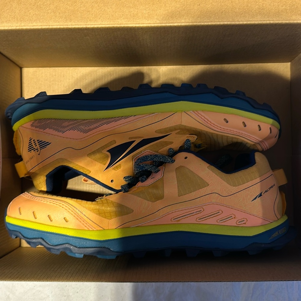 Altra Men’s Lone Peak 6 - Yellow/Blue, 9D